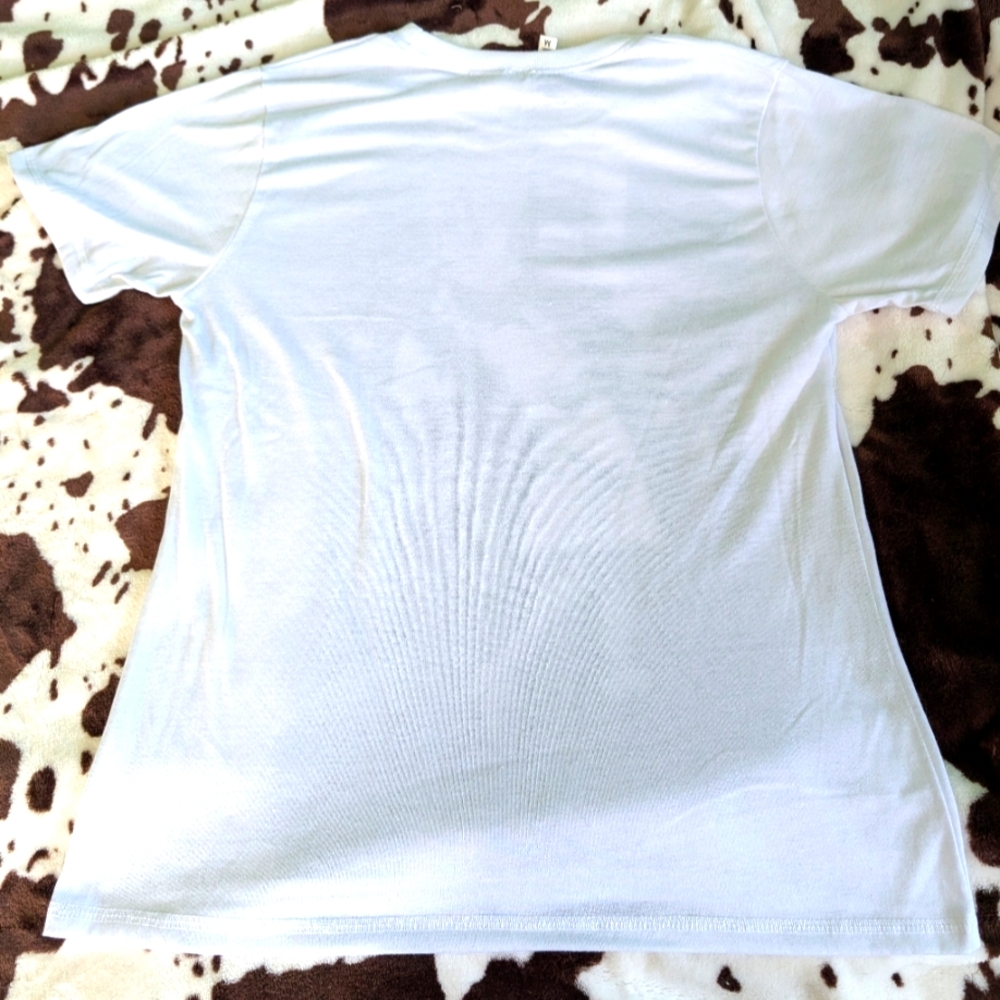 Artisan White Short Sleeve Tee with Iconic Graphic - Picture 3 of 4
